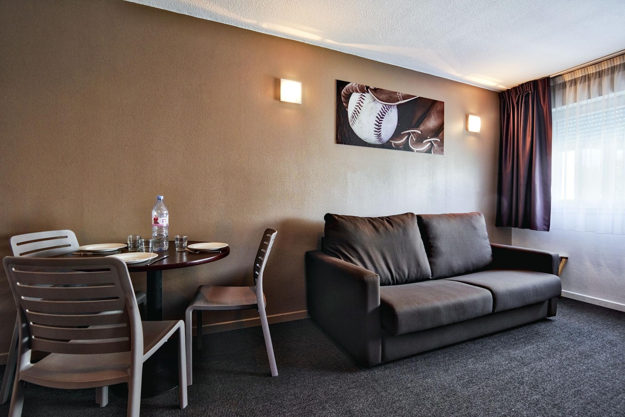 Zenitude Hotel-Residences Les Hauts D'Annecy Luaran gambar